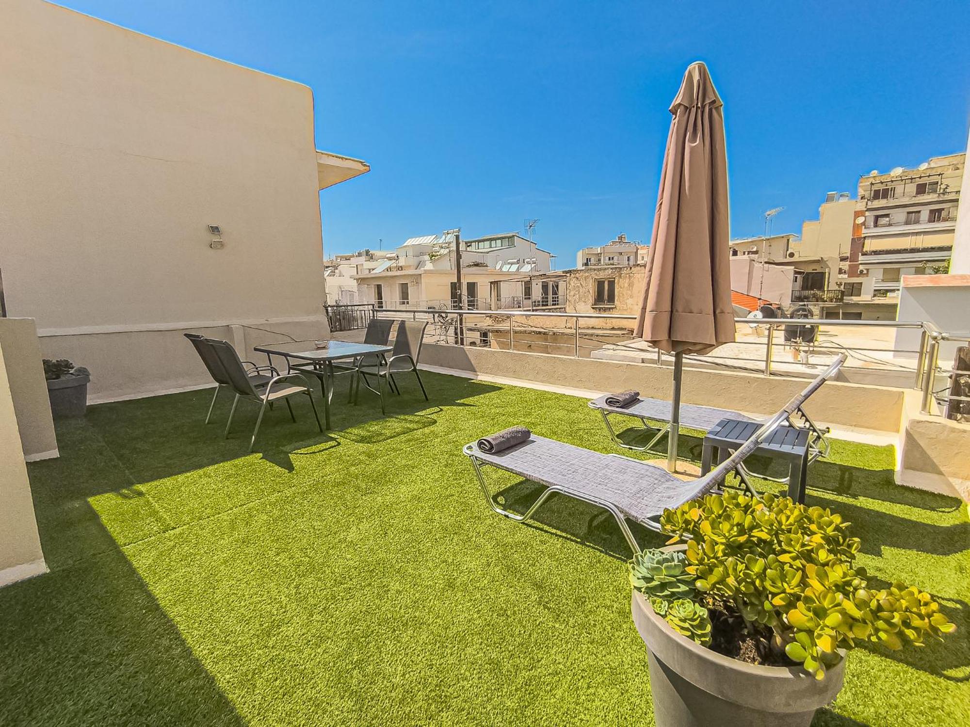 Centre Oasis: Renovated With Roof Garden Apartment Chania (Crete)